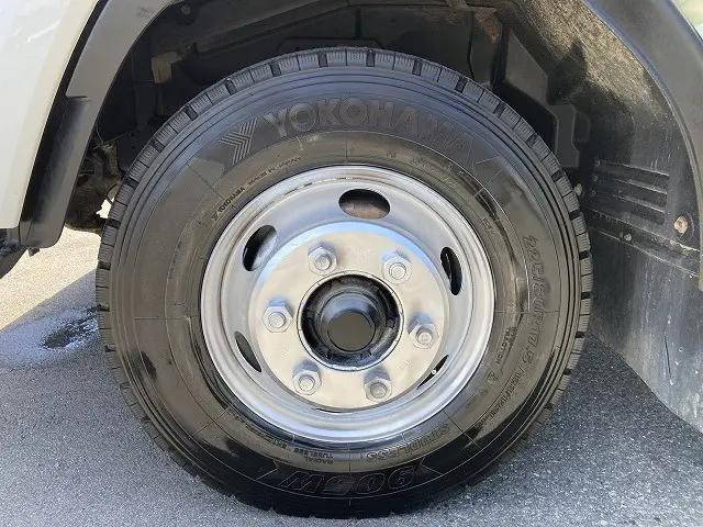 いすゞフォワードダンプ中型（4t）[写真18]