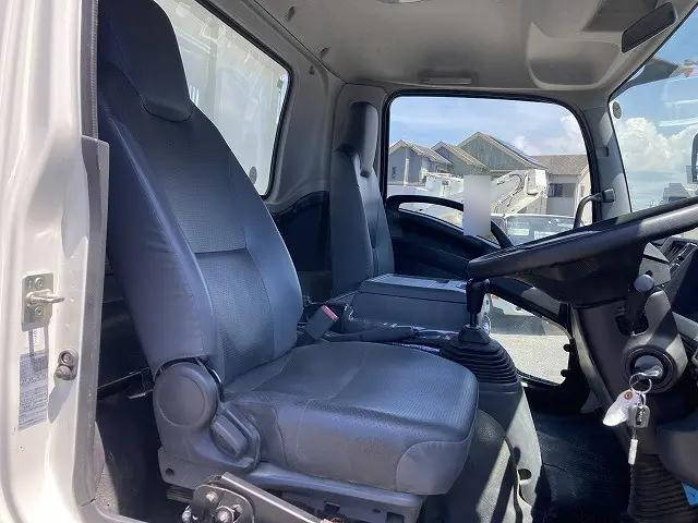 いすゞフォワードダンプ中型（4t）[写真25]