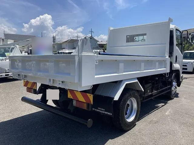 いすゞフォワードダンプ中型（4t）[写真04]
