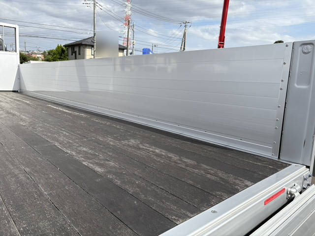 三菱ふそうファイタークレーン4段増トン（6t・8t）[写真11]