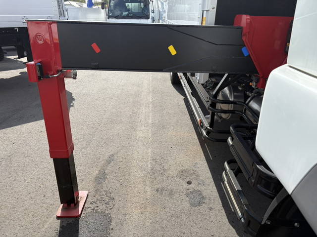 三菱ふそうファイタークレーン4段増トン（6t・8t）[写真16]