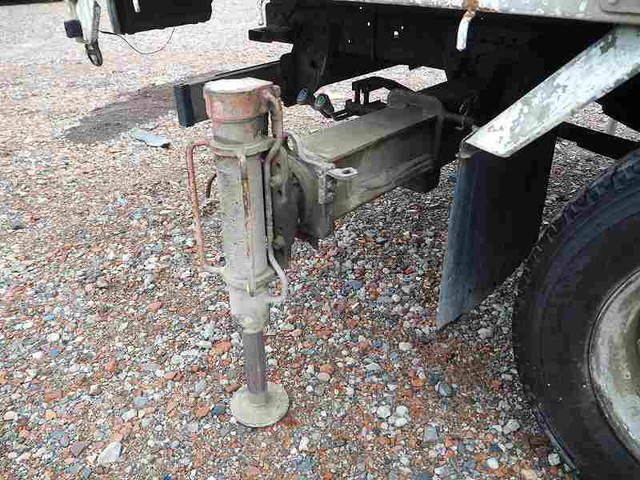 三菱ふそうキャンタークレーン4段小型（2t・3t）[写真11]