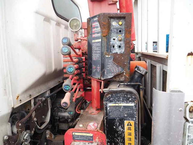 三菱ふそうキャンタークレーン4段小型（2t・3t）[写真14]