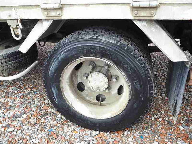 三菱ふそうキャンタークレーン4段小型（2t・3t）[写真29]