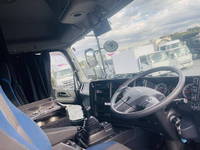 いすゞギガアルミウイング大型（10t）[写真19]