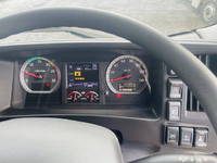 いすゞギガアルミウイング大型（10t）[写真22]