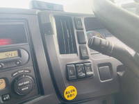 いすゞギガアルミウイング大型（10t）[写真25]