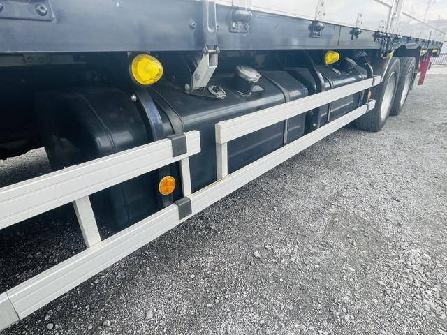 いすゞギガアルミウイング大型（10t）[写真31]