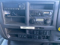 いすゞギガアルミウイング大型（10t）[写真37]