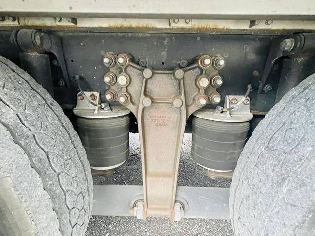 いすゞギガアルミウイング大型（10t）[写真39]