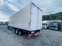 いすゞギガアルミウイング大型（10t）[写真05]