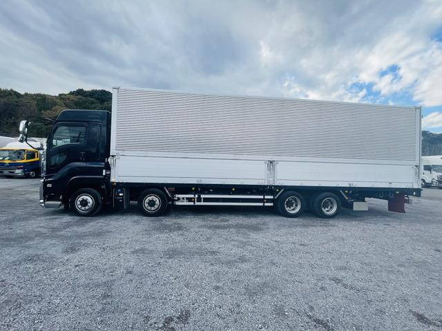 いすゞギガアルミウイング大型（10t）[写真07]