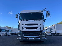 いすゞギガアルミウイング大型（10t）[写真09]