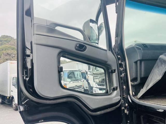 三菱ふそうスーパーグレートダンプ大型（10t）[写真17]