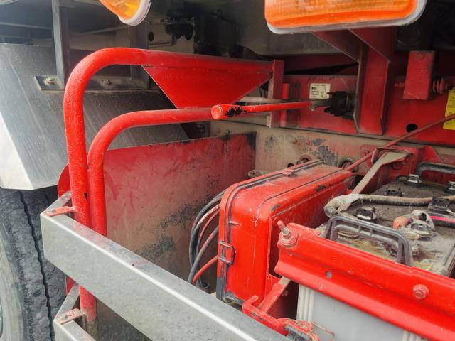 三菱ふそうスーパーグレートダンプ大型（10t）[写真35]