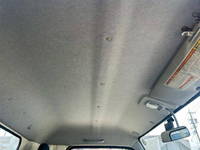 三菱ふそうキャンター平ボディ小型（2t・3t）[写真19]