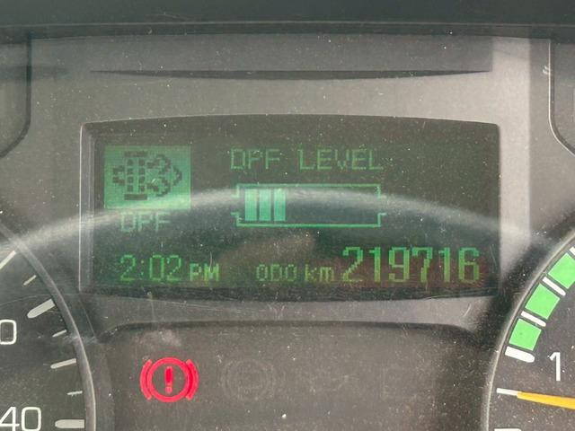 三菱ふそうキャンター平ボディ小型（2t・3t）[写真20]