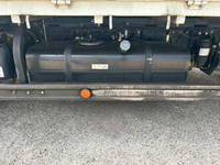 三菱ふそうキャンター平ボディ小型（2t・3t）[写真30]