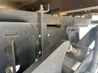 三菱ふそうキャンター平ボディ小型（2t・3t）[写真33]