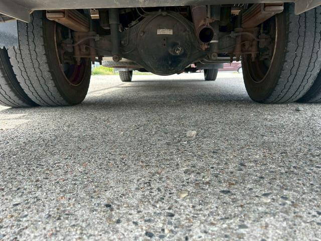 三菱ふそうキャンター平ボディ小型（2t・3t）[写真36]