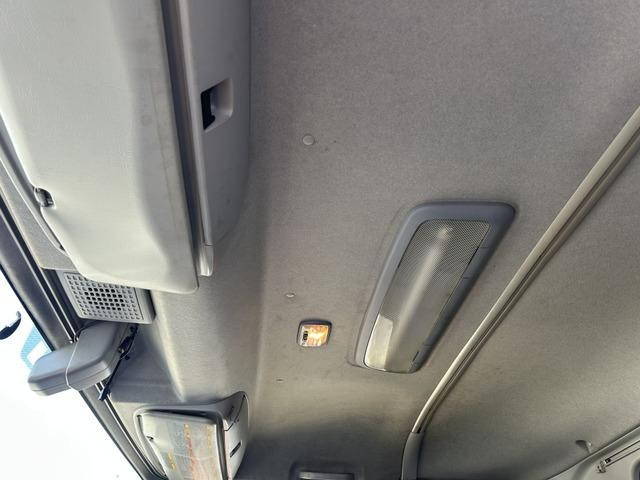 いすゞギガトレーラーヘッド（トラクターヘッド）大型（10t）[写真22]