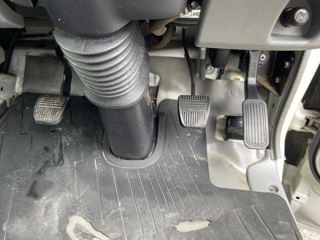 トヨタダイナアルミウイング小型（2t・3t）[写真29]