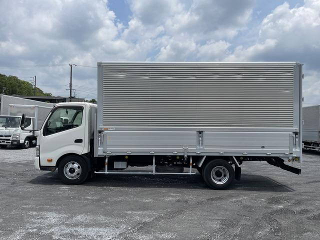 トヨタダイナアルミウイング小型（2t・3t）[写真04]