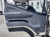 三菱ふそうキャンターダブルキャブ（Wキャブ）小型（2t・3t）[写真13]