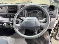 三菱ふそうキャンターダブルキャブ（Wキャブ）小型（2t・3t）[写真19]