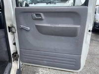 三菱ふそうキャンターダブルキャブ（Wキャブ）小型（2t・3t）[写真27]