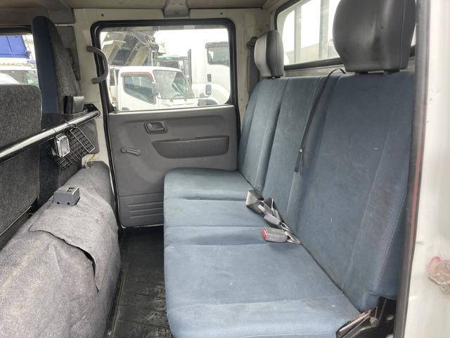 三菱ふそうキャンターダブルキャブ（Wキャブ）小型（2t・3t）[写真27]