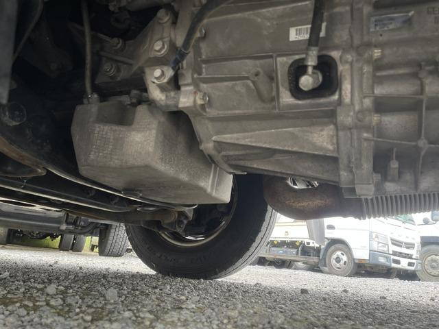 三菱ふそうキャンターダブルキャブ（Wキャブ）小型（2t・3t）[写真37]