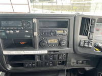 いすゞギガアルミウイング大型（10t）[写真19]