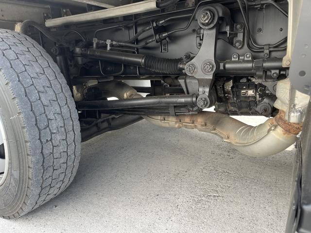 いすゞギガアルミウイング大型（10t）[写真29]