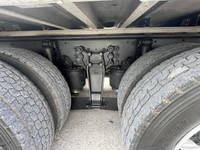 いすゞギガアルミウイング大型（10t）[写真33]