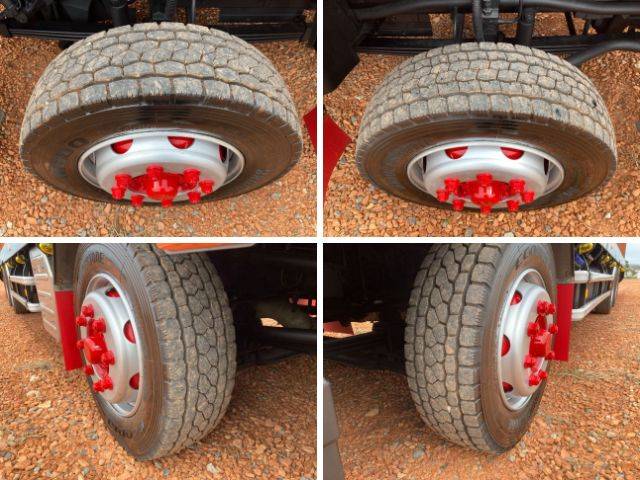 いすゞギガセルフローダー大型（10t）[写真18]