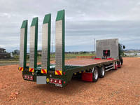 いすゞギガセルフローダー大型（10t）[写真02]