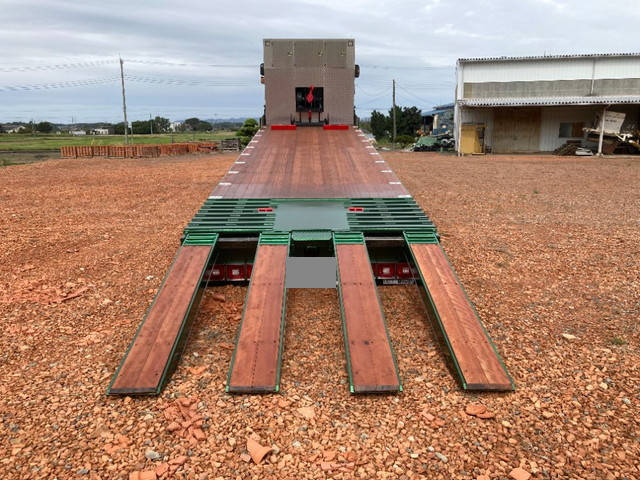 いすゞギガセルフローダー大型（10t）[写真08]