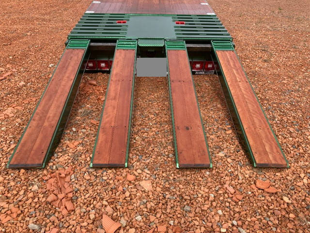 いすゞギガセルフローダー大型（10t）[写真09]