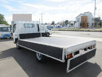 三菱ふそうキャンター平ボディ小型（2t・3t）[写真11]