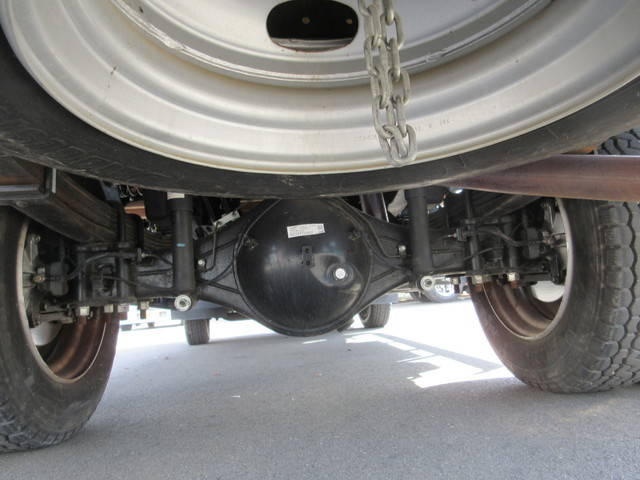 三菱ふそうキャンター平ボディ小型（2t・3t）[写真13]