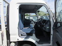 三菱ふそうキャンター平ボディ小型（2t・3t）[写真19]