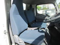 三菱ふそうキャンター平ボディ小型（2t・3t）[写真20]