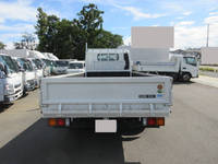 三菱ふそうキャンター平ボディ小型（2t・3t）[写真07]