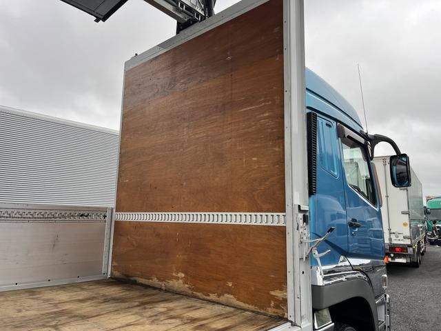 三菱ふそうスーパーグレートアルミウイング大型（10t）[写真13]