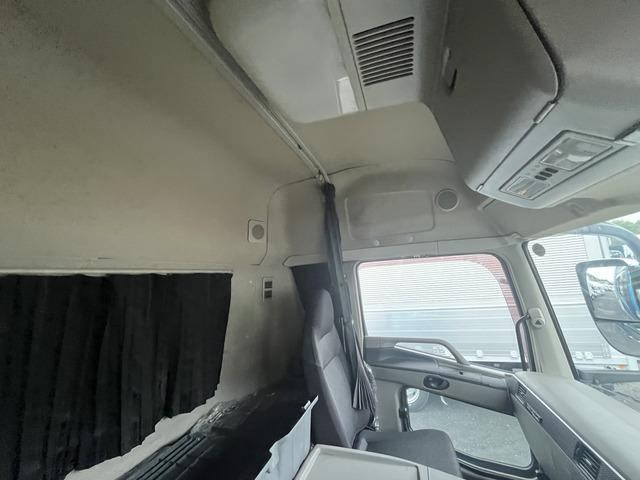 三菱ふそうスーパーグレートアルミウイング大型（10t）[写真22]