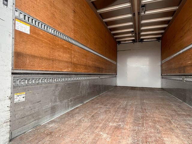 いすゞフォワードアルミウイング中型（4t）[写真10]