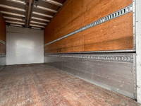 いすゞフォワードアルミウイング中型（4t）[写真12]