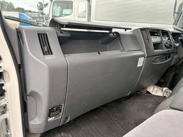 いすゞフォワードアルミウイング中型（4t）[写真17]