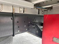 いすゞフォワードアルミウイング中型（4t）[写真31]